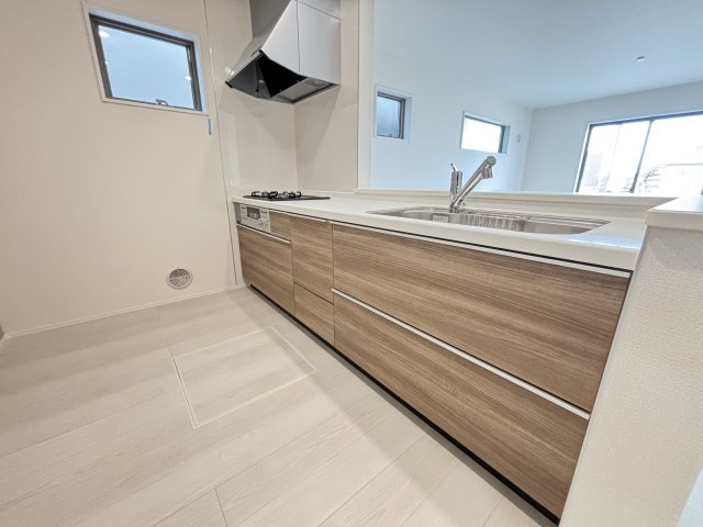 知立市八橋町的場126-1『仲介手数料無料』新築戸建てのキッチン