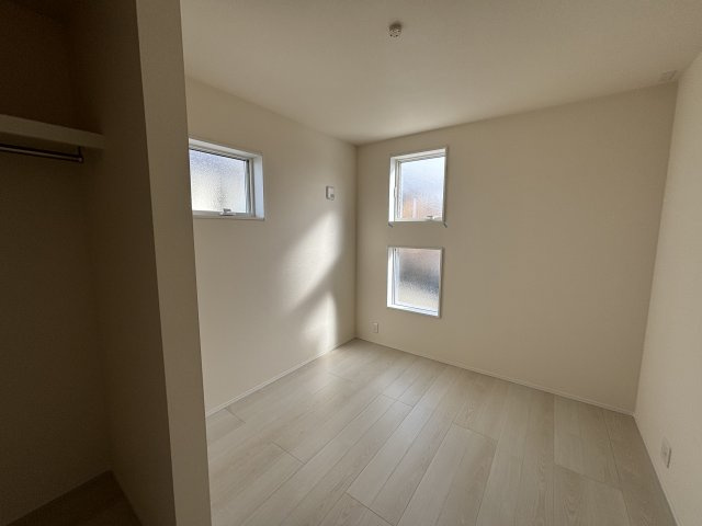 知立市八橋町的場126-1『仲介手数料無料』新築戸建ての洋室