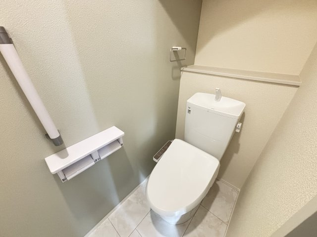 知立市八橋町的場126-1『仲介手数料無料』新築戸建てのトイレ