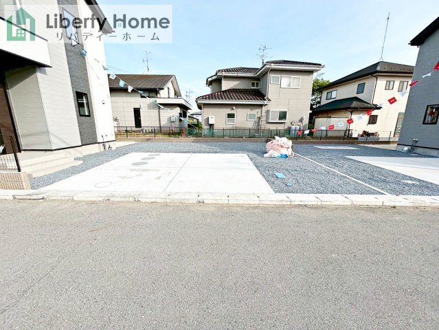 ひたちなか市高場6期　新築戸建　2号棟の駐車場