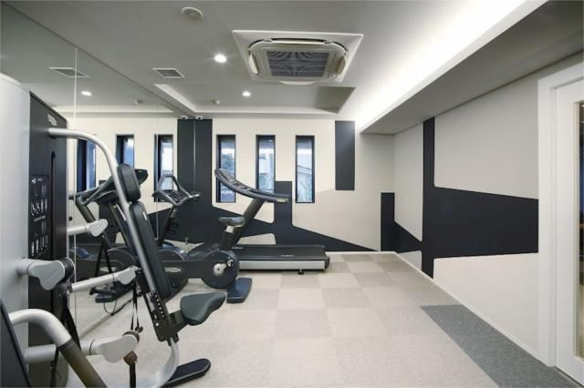 グラマシー恵比寿のロビー|■敷地内ゴミ置き場■宅配ＢＯＸ■集合ポスト