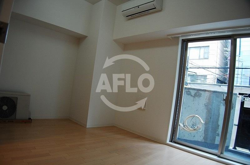 オリエンタル南堀江の居間・リビング|オリエンタル南堀江　洋室