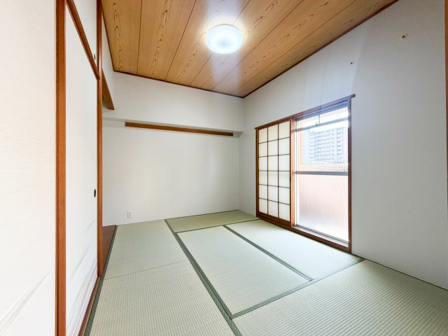 スペリアシティ名南アネックス1の和室|ゆったりとくつろげる和室です