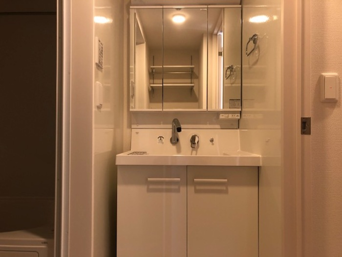 the Terrace 御井町の洗面所|脱衣スペースもあります