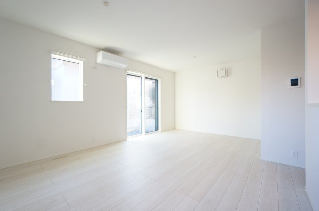 Sumai-to千葉市若葉区大宮台の居間・リビング|オンライン対能応可！