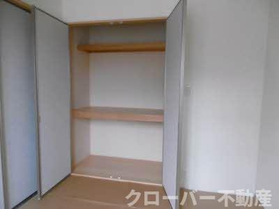 サニーベイル 2番館の収納