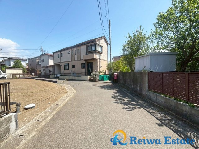 新築戸建　茅ヶ崎市香川2丁目の前面道路含む現地写真