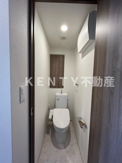 【トイレ】 | クレイシアＩＤＺ蒲田 | 落ち着いたトイレです