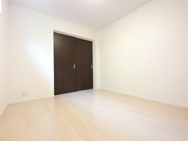 メゾン・ド・Plum蘇我の居間・リビング