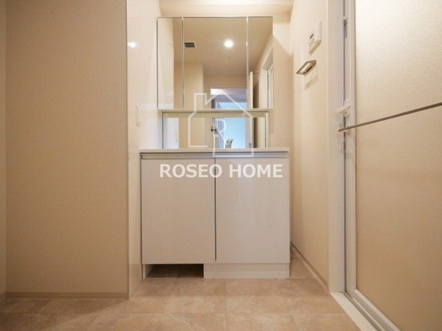 ATKレジデンスなにわ橋の洗面所|同マンション別部屋：参考写真