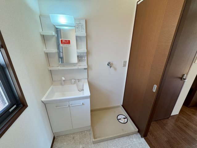 メゾンヴェールＢの洗面所