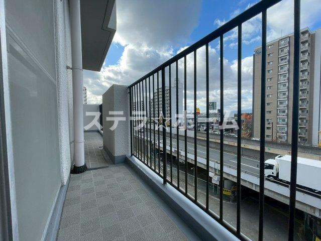 緑地東ロイヤルマンションのバルコニー|落ち着いた時間を過ごせるバルコニーです