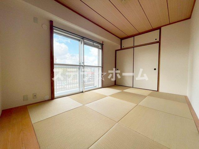 緑地東ロイヤルマンションの和室|い草の香りが落ち着く素敵な和室です