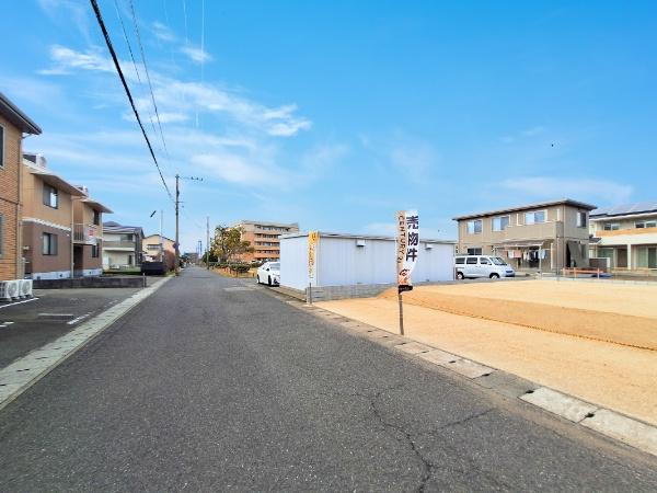 横田Ⅱ①　土地の前面道路含む現地写真|前面道路含む現地