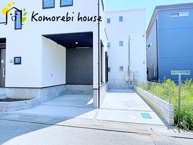 さいたま市指扇　20期　新築一戸建て　グラファーレ　01の駐車場|カースペースがあります