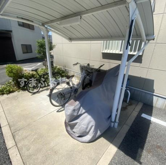 【駐車場】