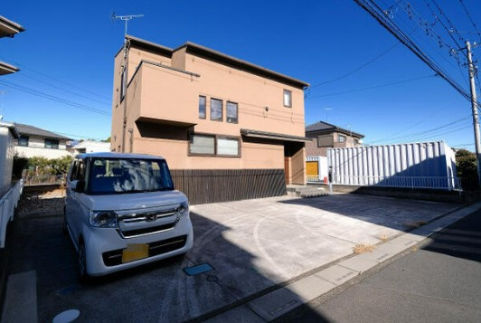 【中古】坂戸市石井中古住宅の外観|5LDK＋ロフトのゆとりある住宅☆