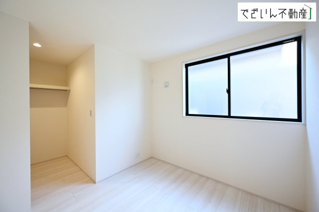 【洋室】 | Livele Garden.S深谷市田中第3【平屋】新築住宅 | ≪2号棟≫
現地(2026年5月撮影)