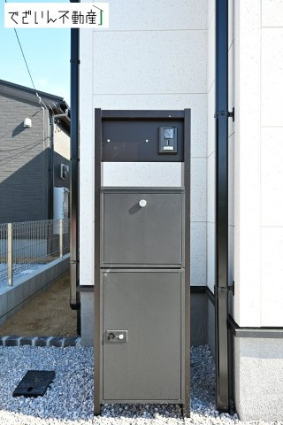 【玄関】 | Livele Garden.S深谷市田中第3【平屋】新築住宅 | ≪2号棟≫
現地(2026年5月撮影)