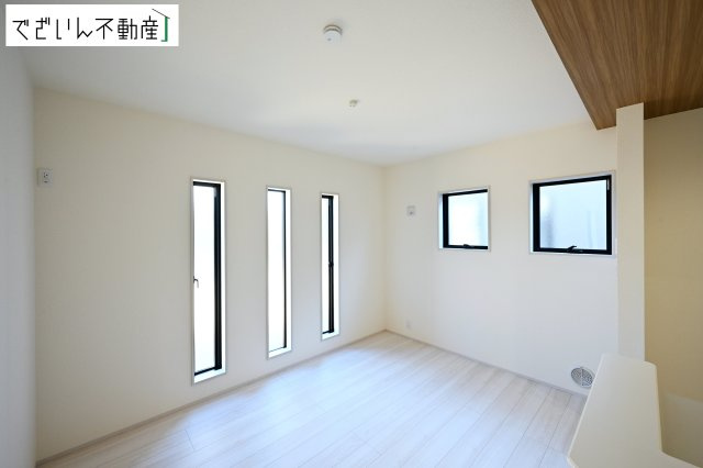 【居間・リビング】 | Livele Garden.S深谷市田中第3【平屋】新築住宅 | ≪2号棟≫
現地(2026年5月撮影)