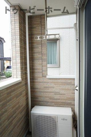 フェリオ若狭のバルコニー|落ち着いた時間を過ごせるバルコニーです