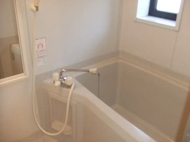 アーバンライフ旗崎の浴室