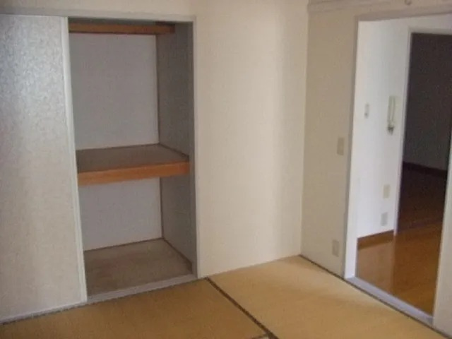 アーバンライフ旗崎の収納