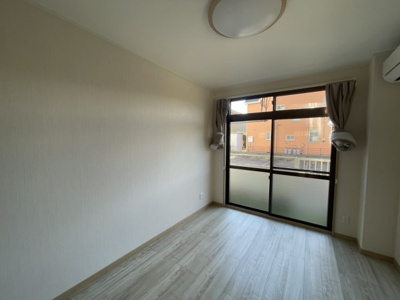 【居間・リビング】 | 江原マンション