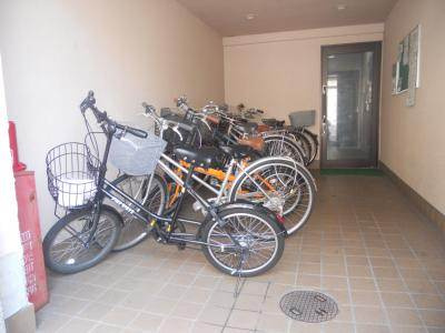 マンション栄光の駐車場|駐輪スペース