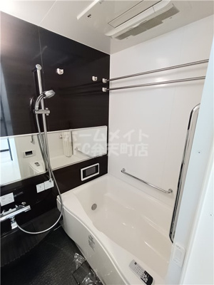 【浴室】 | エステムコート難波WEST-SIDEⅡベイフレックス | 落ち着いた空間のお風呂です