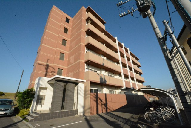 モントーレヒルズ東櫛原の外観|物件の外観です