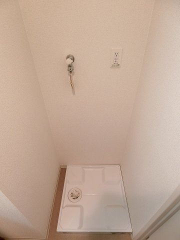 モントーレヒルズ東櫛原の設備|室内に洗濯機置き場があります