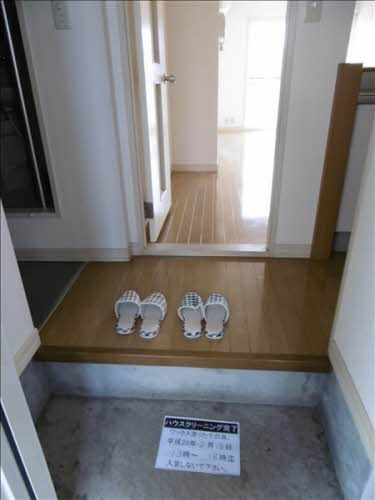 ボン・エスポアールＥの玄関