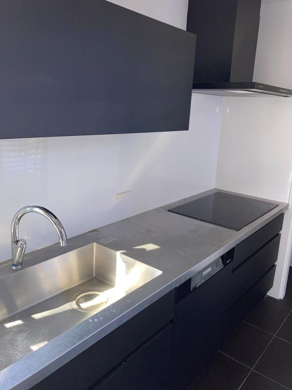 山王戸建のキッチン