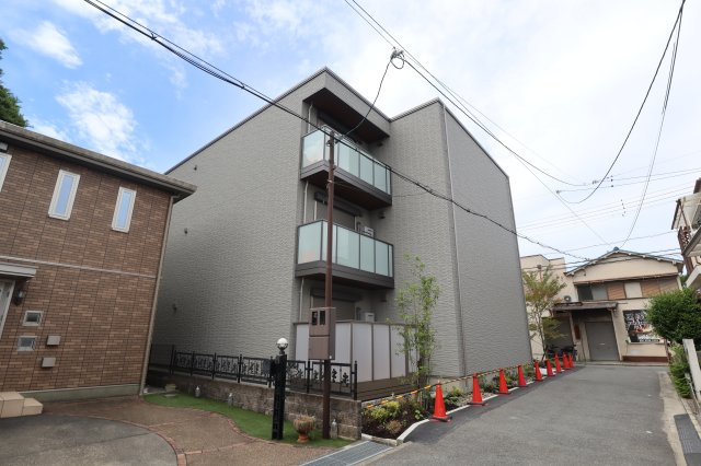 Ｖｉａ　Ｓｏｌｅ　ＢＥＲＥＯ（ヴィアソーレ　ベレオ）の外観