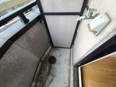 【設備】 | エミネンスヨシムラ | バルコニーに洗濯機置き場があります