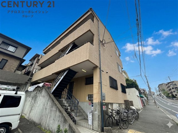 敷地内に駐輪場があります♪