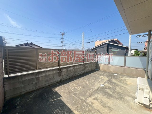 River Sisterのバルコニー|お洗濯にも便利なバルコニー付き