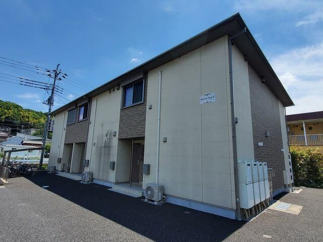 町田市三輪町のアパートの外観