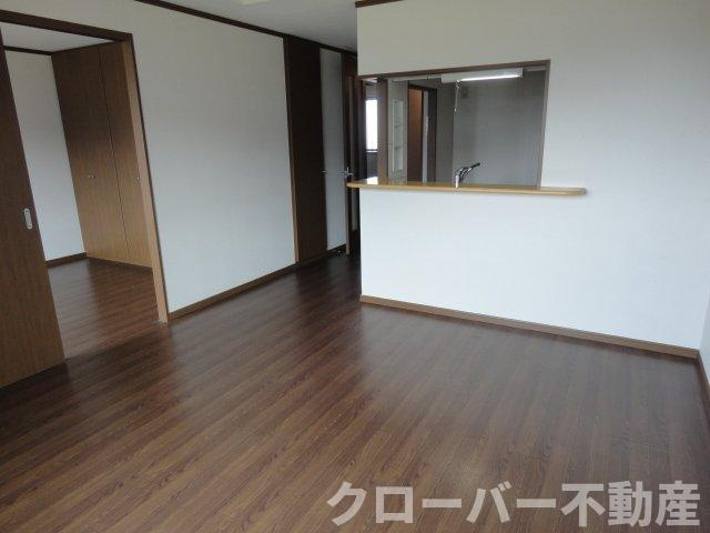 ローズグレイ・パレスの居間・リビング|リビング