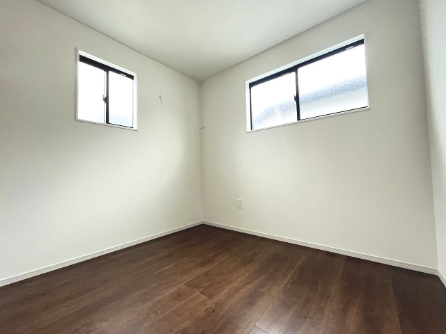 【子供部屋】 | 福岡市東区和白丘3丁目2期　1号棟（全2棟）【仲介手数料無料・0円】 | 現地写真。