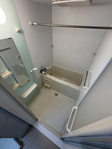 ヴェルデ神明町の浴室