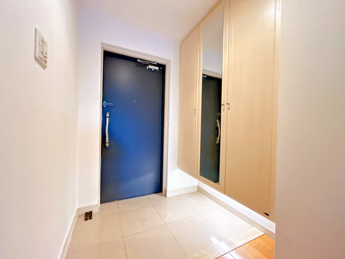 グランコート大蒲　中央区大蒲町の玄関