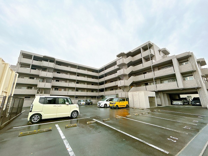 グランコート大蒲　中央区大蒲町の駐車場