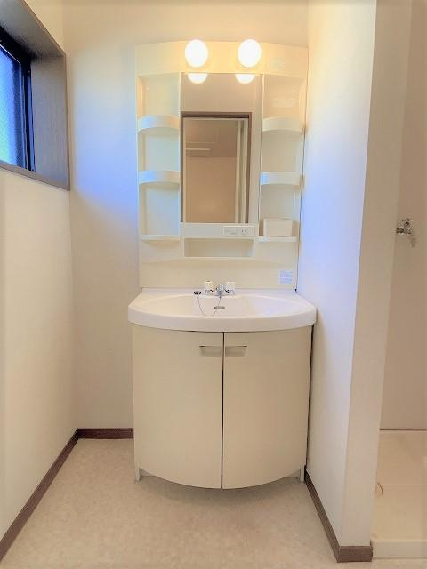 ウィング八幡の洗面所|同タイプ・現況優先