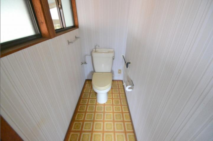 呉市西惣付戸建てのトイレ