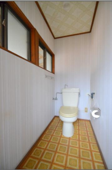 呉市西惣付戸建てのトイレ