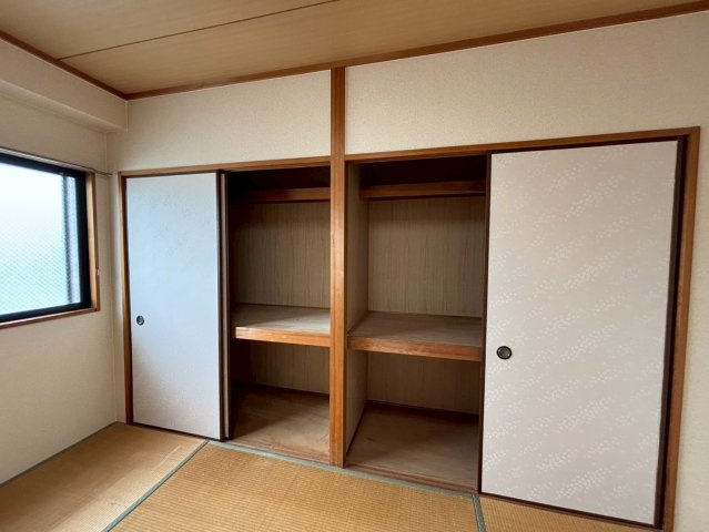 ツインピア　Aの収納