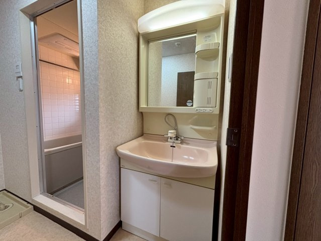 ツインピア　Aの独立洗面台