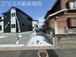 【外観】 | 現地写真。同じ物件を見るなら、プラス不動産販売にお任せ下さい。